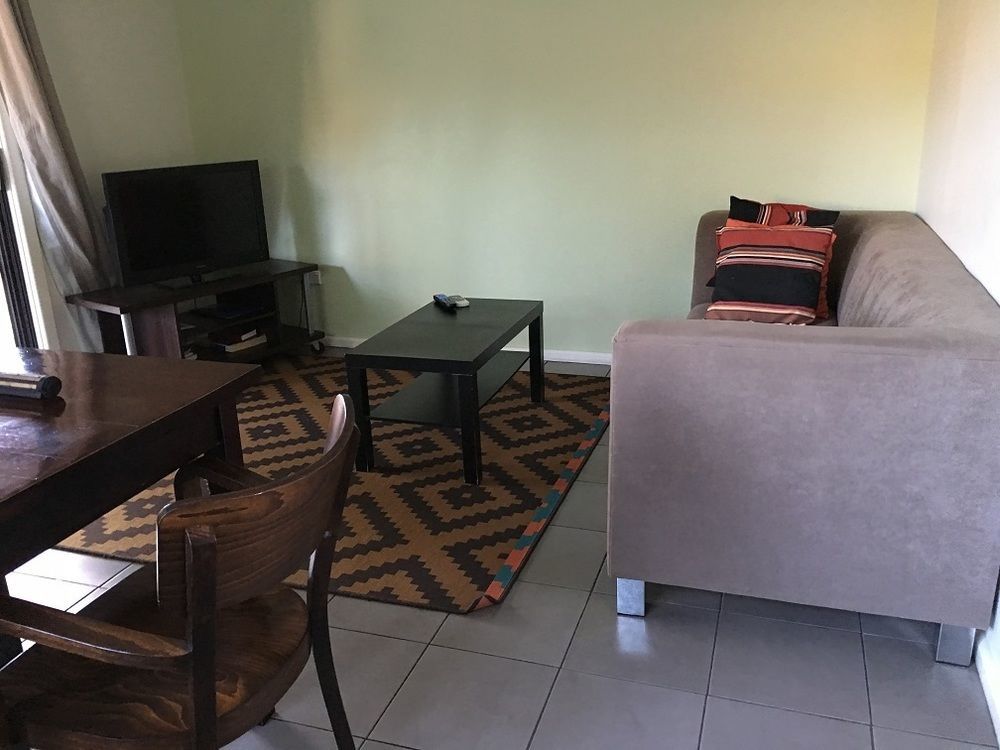 Hillview Farmstay *
