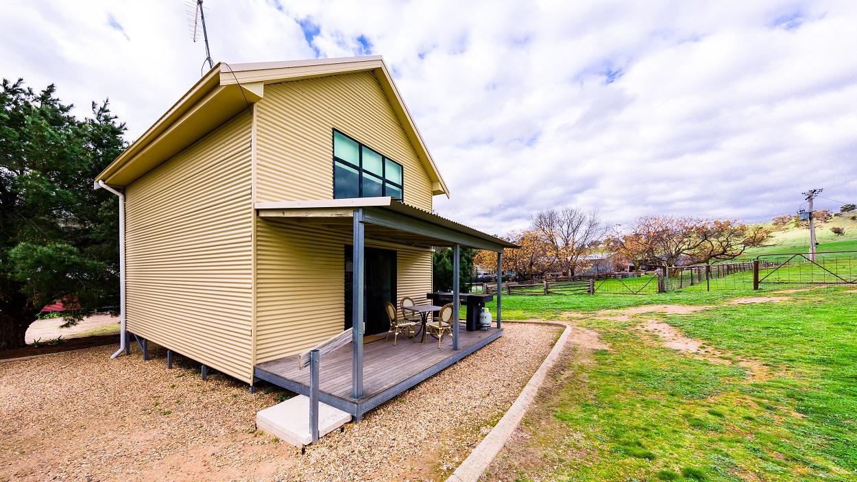 Hillview Farmstay Farm stay Gundagai