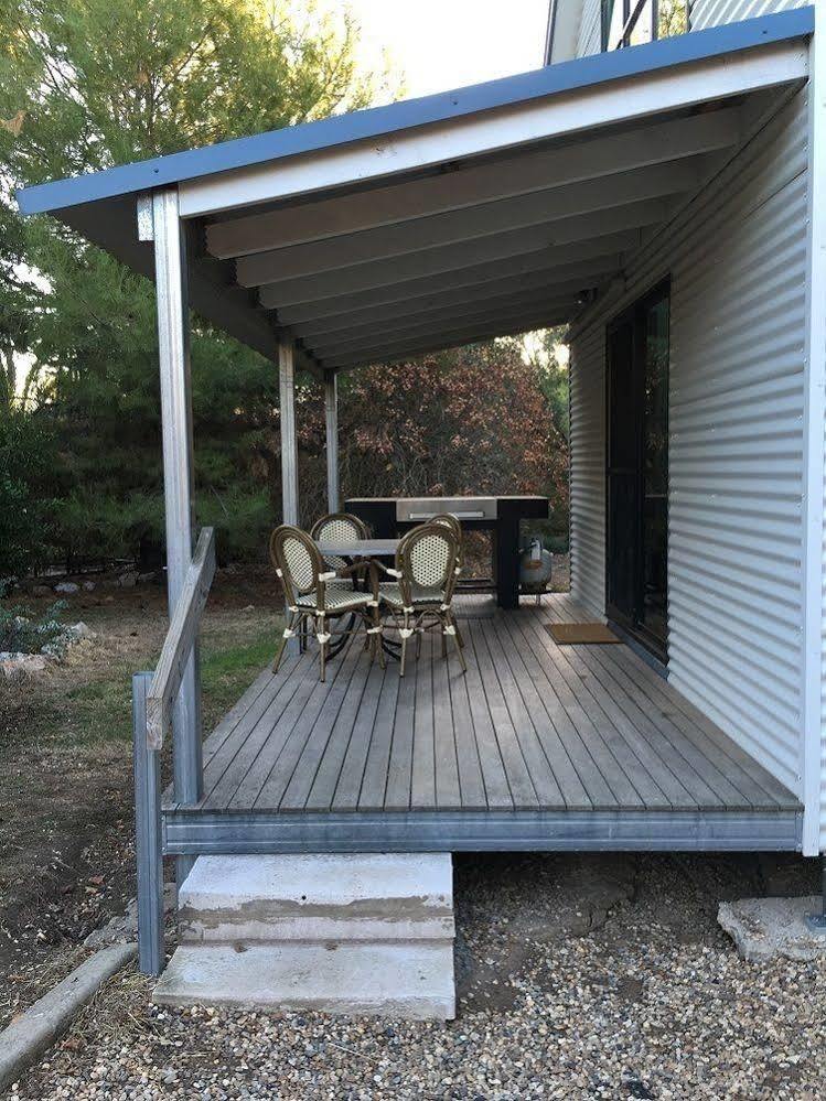 Hillview Farmstay Farm stay Gundagai